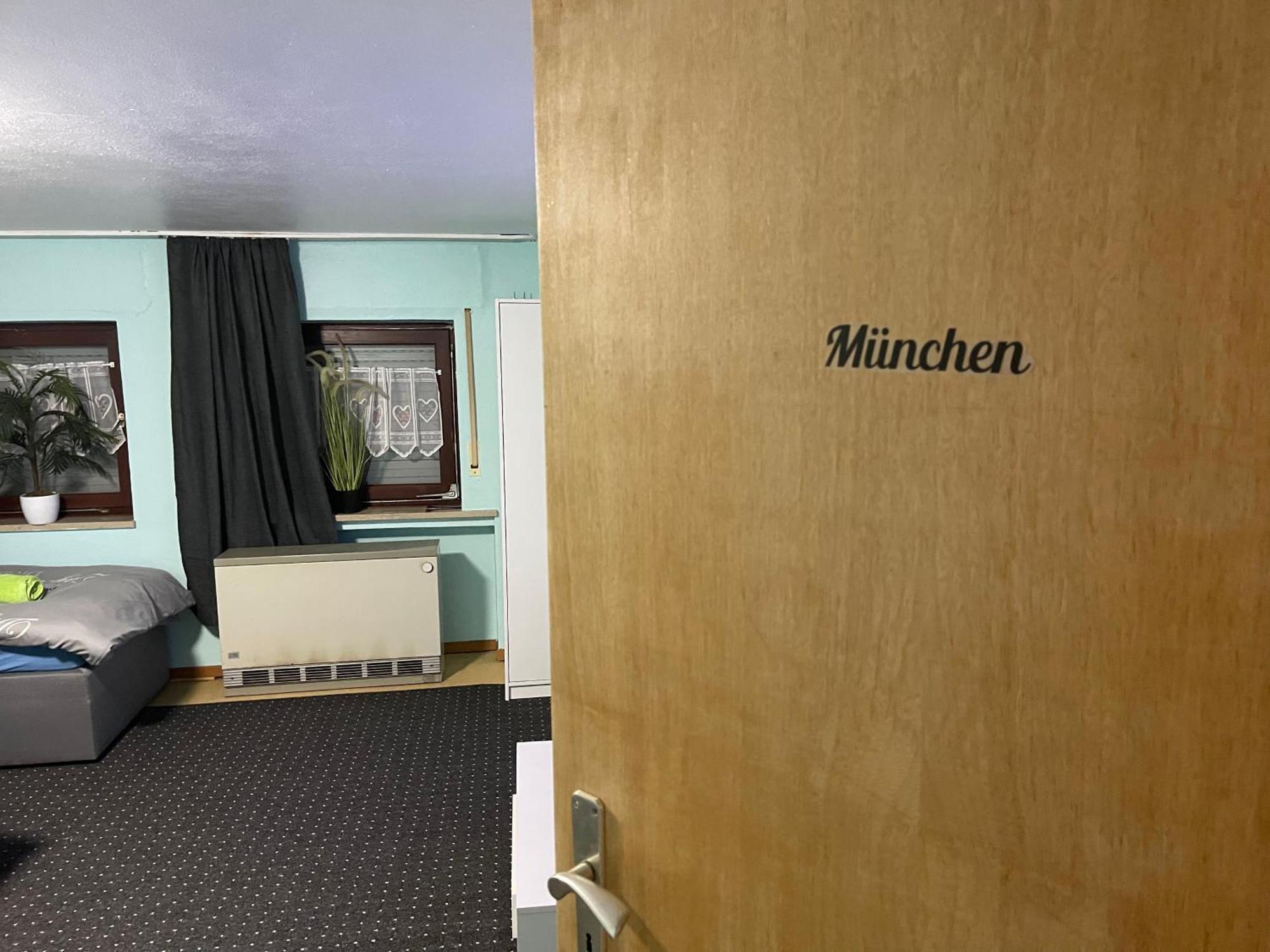 Chambre Avec 3 Lits Trier Exterior foto